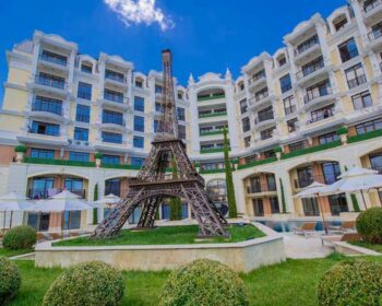 luxury complex Romance Paris